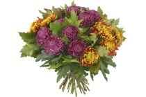 ah herfstchrysant met eikenblad boeket