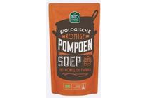 jumbo biologische romige pompoen soep met wortel en paprika