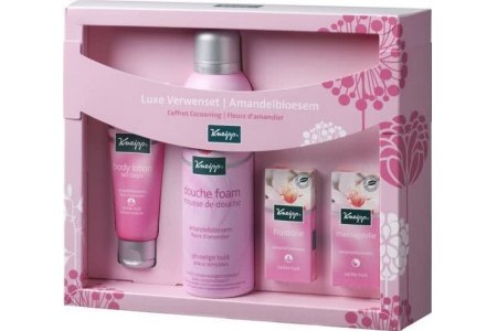 kneipp genieten amandelbloessem cadeauset