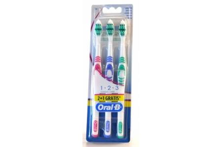 oral b tandenborstel classic care medium 3 pak nu eur1 99 per stuk