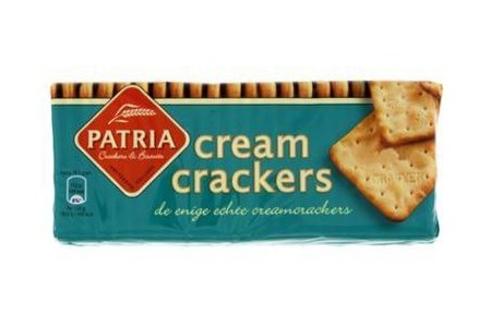 patria cream crackers