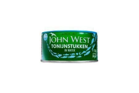 tonijnstukken in water