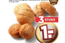 versgebakken tijgerbollen speltbroodjes of italiaanse bollen