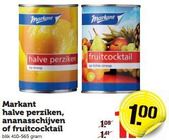 markant halve perziken ananasschijven of fruitcocktail