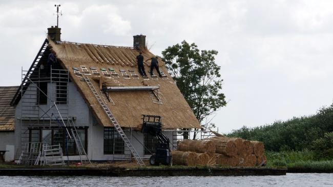 Uitzonderlijk hoge beoordelingen voor dakdekkers in Nederland