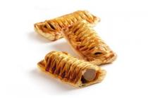 vers gebakken frikandelbroodje