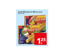 snack rolls pizza of chili con carne
