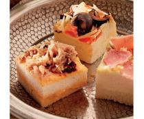 1bite mini sandwiches of roggehapjes met zalm