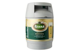 brand premium pilsener beertender