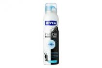 nivea invisible blackwhite pure spray