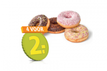 plus gedecoreerde donuts of roomboter suikerwafels