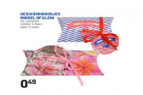 geschenkdoosje middel of klein