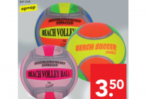 beach volleybal of voetbal