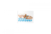 stol met banketspijs