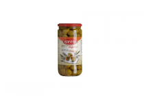 groene olijven gevuld met paprika