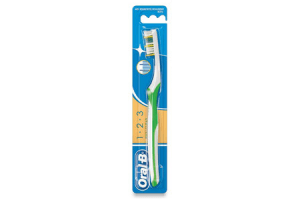 Oral B Tandenborstel 1-2-3 Classic Care Voor €1,- - Beste.nl