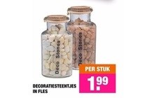 decoratiesteentjes in fles