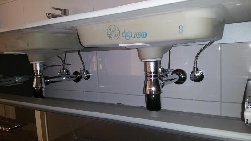 Mede gemaakt door A.T.Peek & ZN aannemerbedrijf