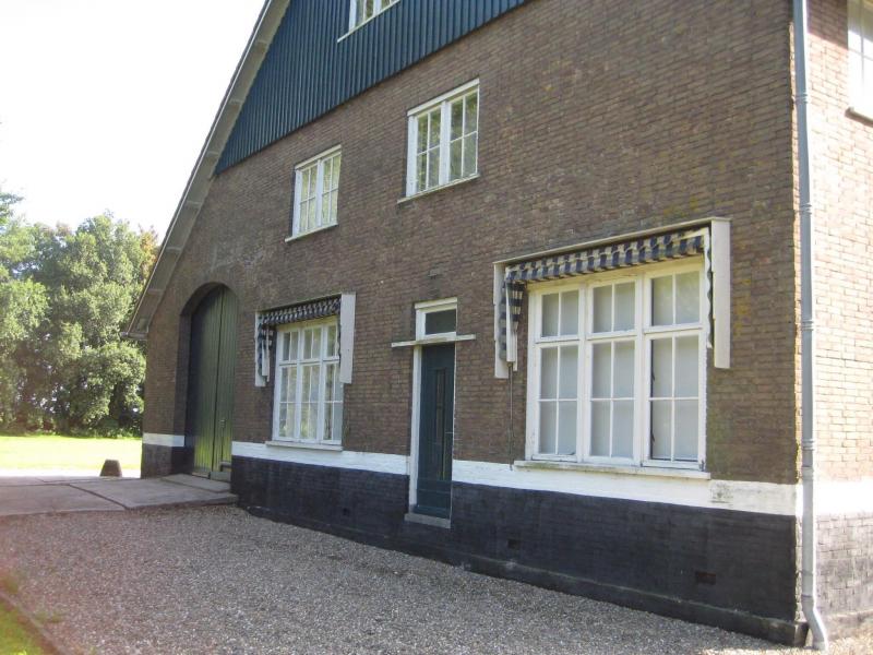 Zijkant- Woonhuis/ Side